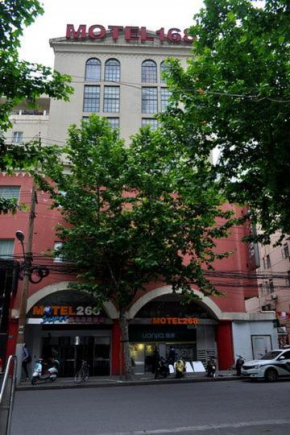 Гостиница Motel Shanghai Sinan Road  Шанхай